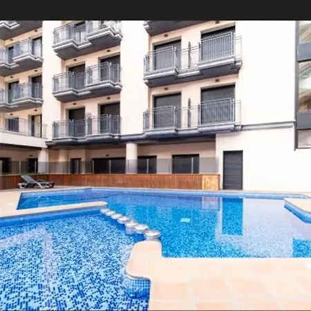 Born To Chill With Pool, Parking & Balcony